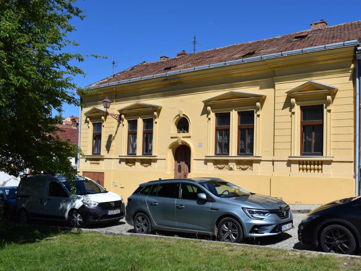 Malomszeg Apartman 2 Pécs Exterior foto